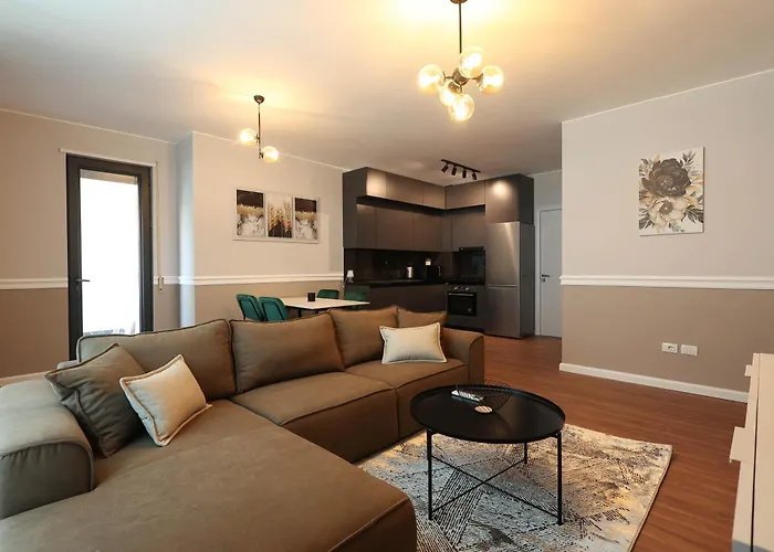 Grandstay دراس