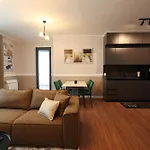 Grandstay