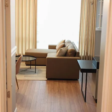 Grandstay דורס