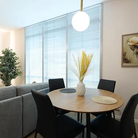 Grandstay דירה *