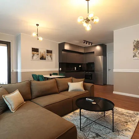 Grandstay דורס