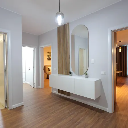 Grandstay דירה